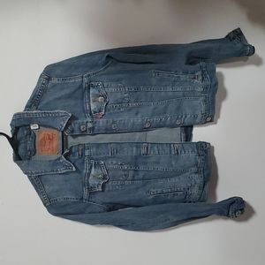 ♥️ 2/$25 Levi's Denim Jacket Sz M Women's